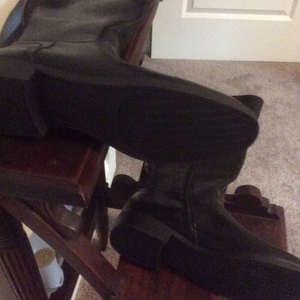 Ladies Boots - Picture 4 of 5